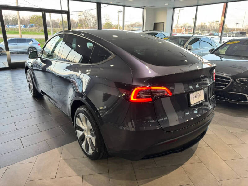 2024 Tesla Model Y Long Range