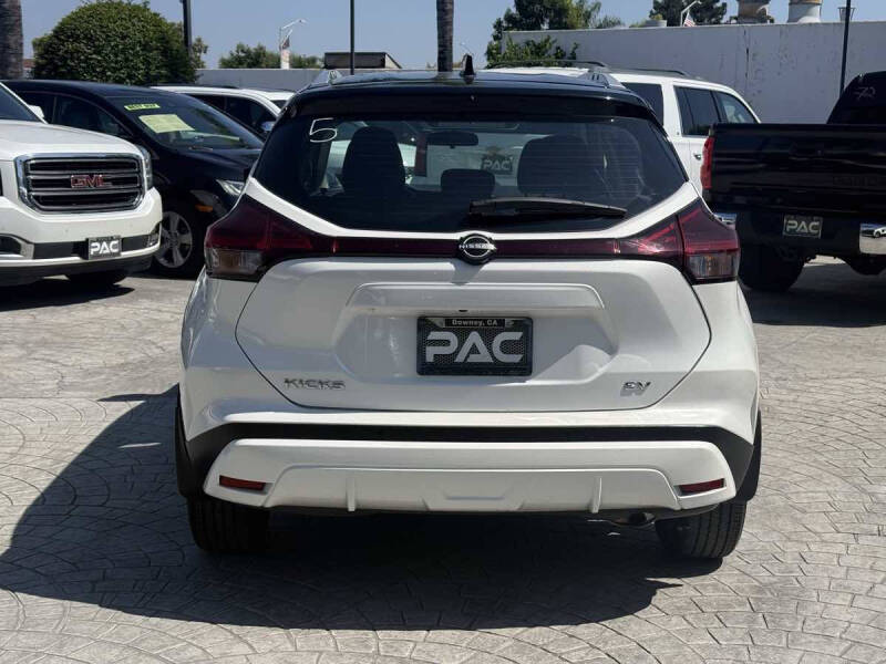 2024 Nissan Kicks SV