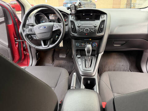 2017 Ford Focus SE