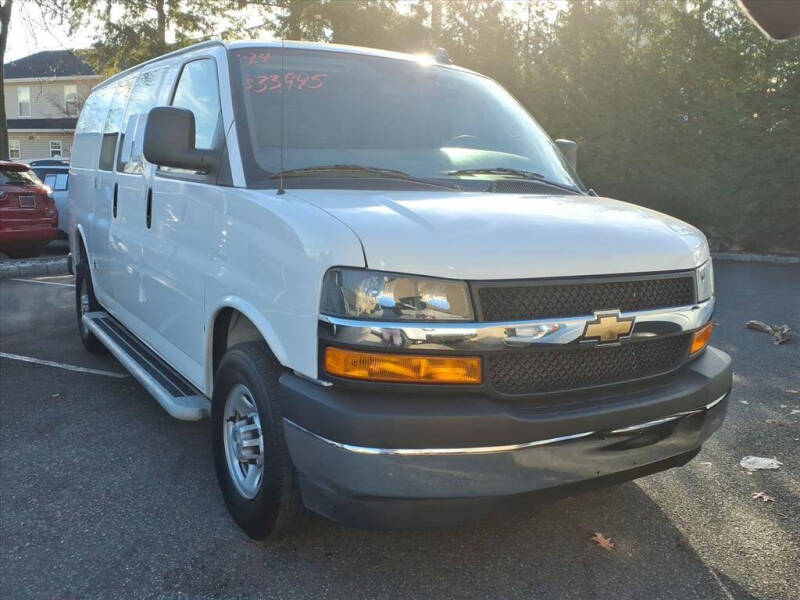 2024 Chevrolet Express 2500