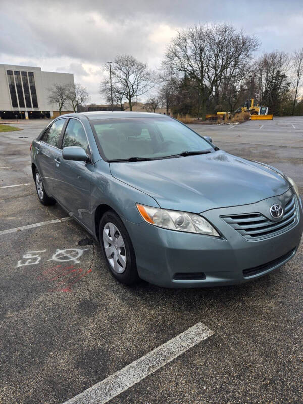 2009 Toyota Camry for sale at Del Sol Auto Mart Inc. in Des Plaines IL