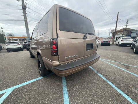 2003 GMC Safari