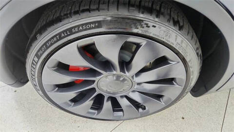 2024 Tesla Model Y Performance