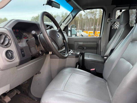 2011 Ford E-Series E-250