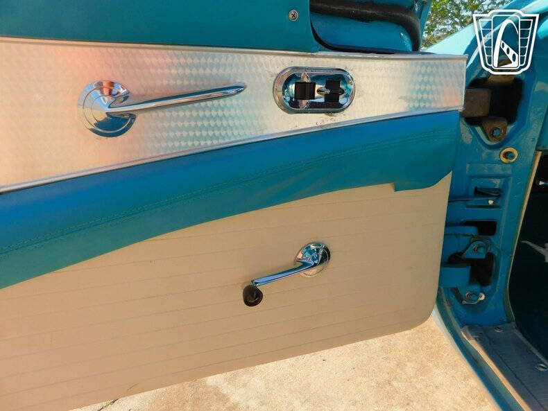 1956 Ford Thunderbird