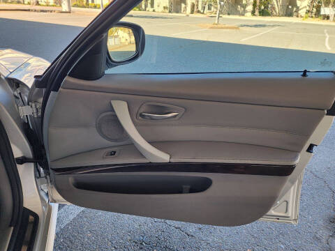 2011 BMW 3 Series 328i