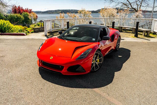 2024 Lotus Emira 6