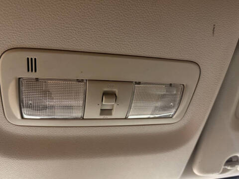 2013 Nissan NV 2500 HD S