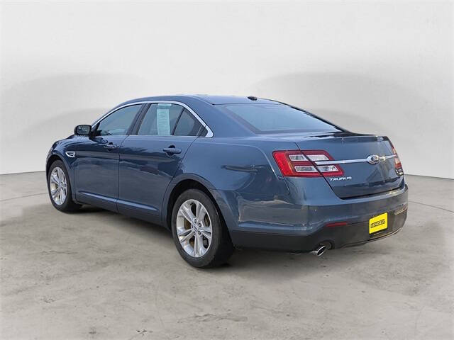 2018 Ford Taurus SEL