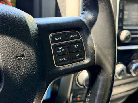 2015 RAM 1500 SLT