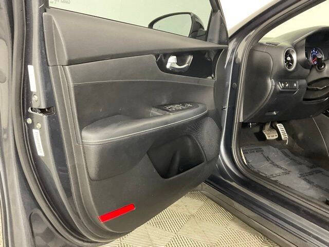 2022 Kia Forte GT Line