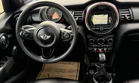 2015 MINI Hardtop 4 Door Cooper