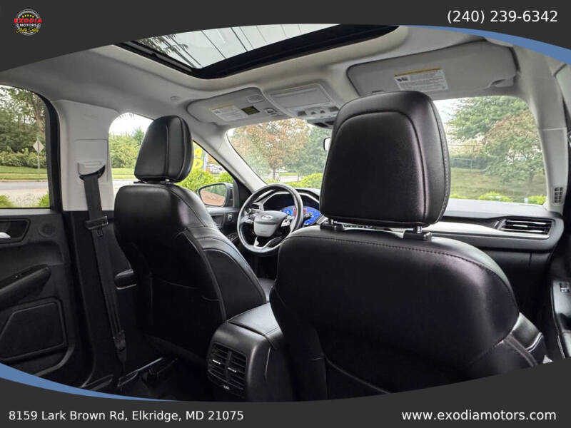 2021 Ford Escape Titanium