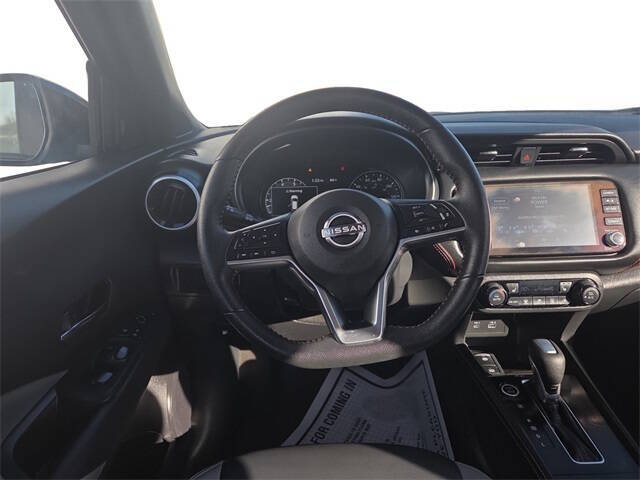 2024 Nissan Kicks SR