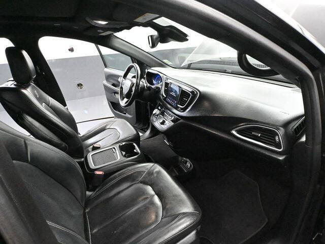 2019 Chrysler Pacifica Touring L Plus