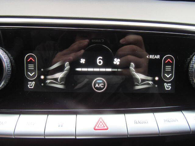 2022 Genesis GV70 2.5T Standard