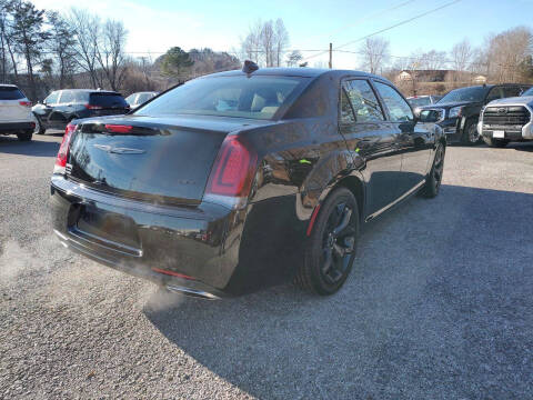 2020 Chrysler 300 Touring