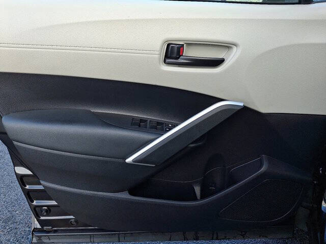 2025 Toyota Corolla Cross L