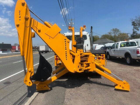 2015 Freightliner M2 106