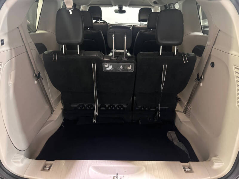 2019 Chrysler Pacifica Touring L