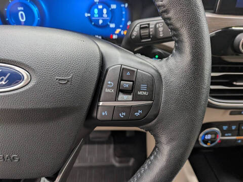 2020 Ford Escape Hybrid Titanium