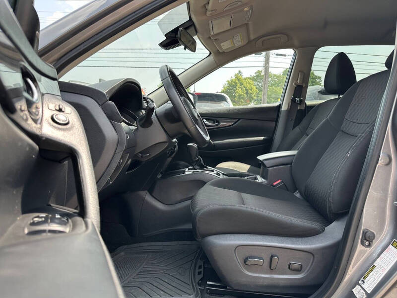 2019 Nissan Rogue SV