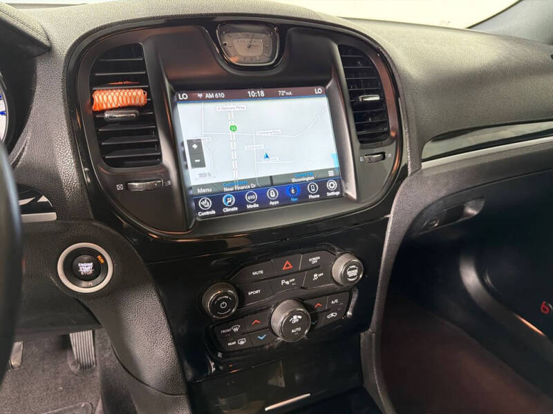 2018 Chrysler 300 S