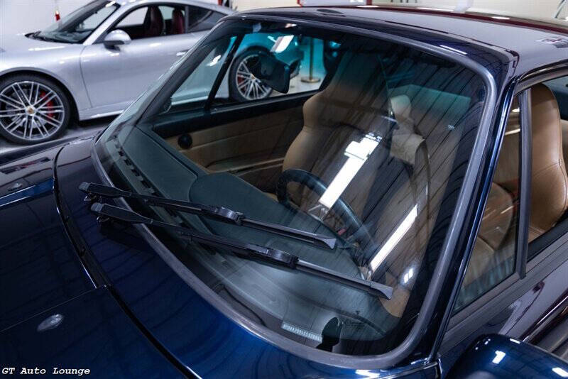 1996 Porsche 911 36