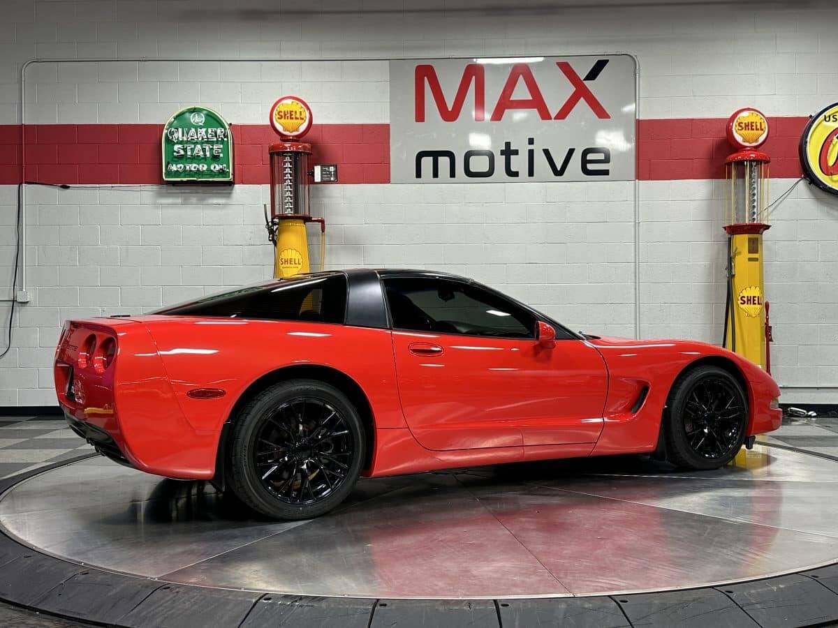 2000 Chevrolet Corvette 8