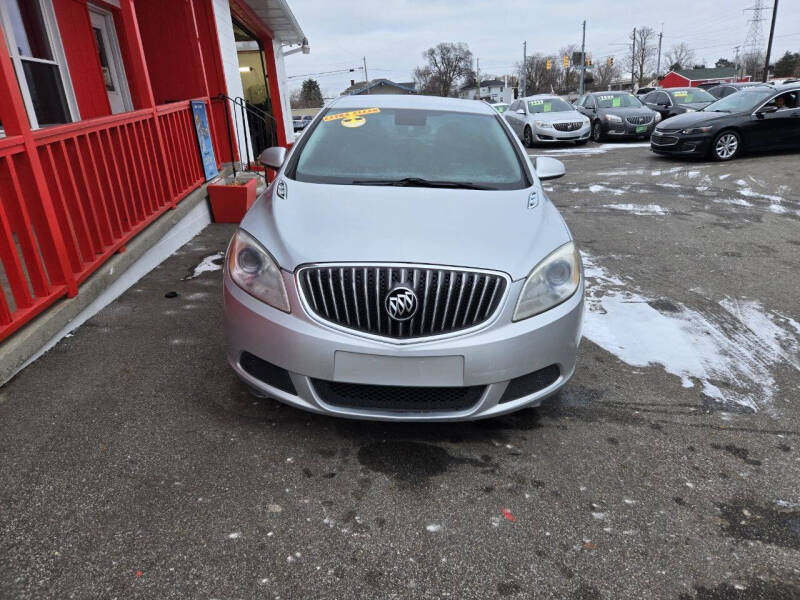 2013 Buick Verano Base photo 4