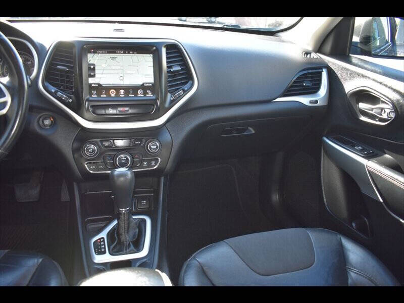 2018 Jeep Cherokee Latitude Plus