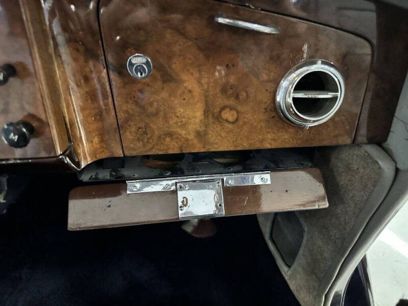 1954 Rolls-Royce Silver Dawn