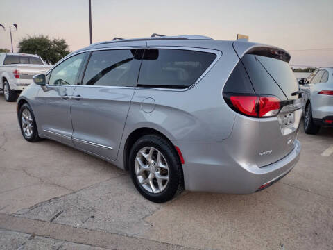 2018 Chrysler Pacifica Limited