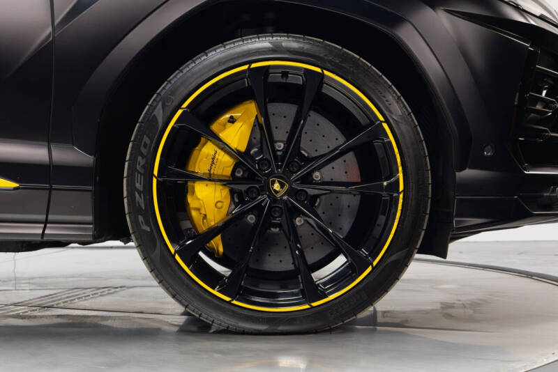 2022 Lamborghini Urus