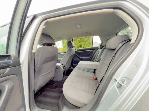 2006 Volkswagen Rabbit