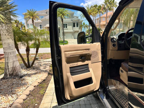 2010 Ford E-Series E-350 SD XLT