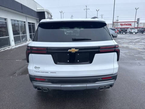 2025 Chevrolet Traverse LT