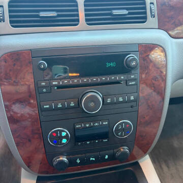 2013 Chevrolet Suburban LT