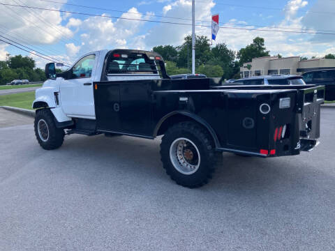 2023 Chevrolet Silverado MD