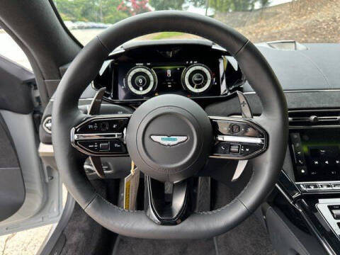 2025 Aston Martin Vantage