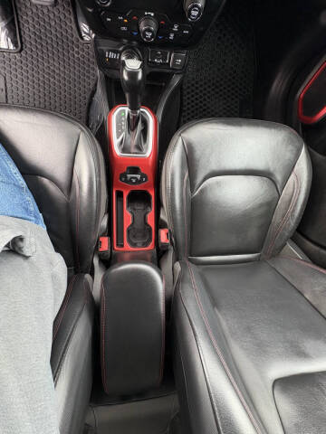 2019 Jeep Renegade Trailhawk