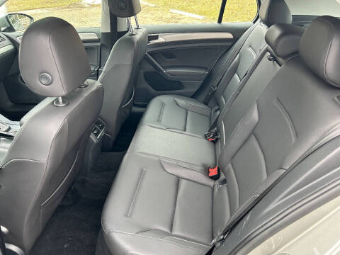 2015 Volkswagen Golf TSI S