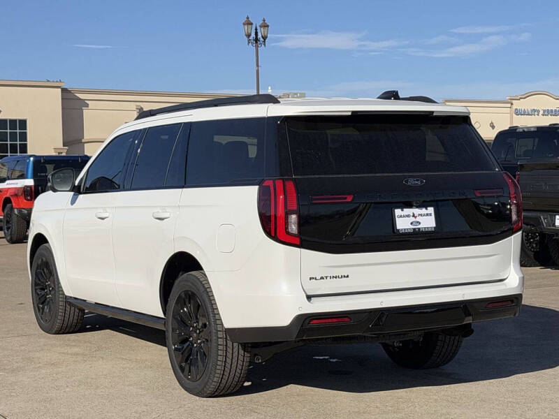 2025 Ford Expedition Platinum