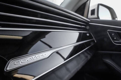 2023 Audi Q8 quattro Premium Plus 55 TFSI