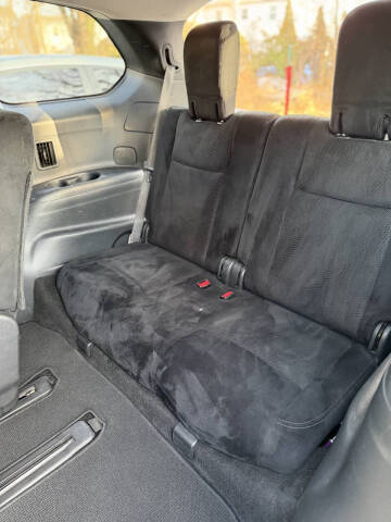 2016 Nissan Pathfinder S