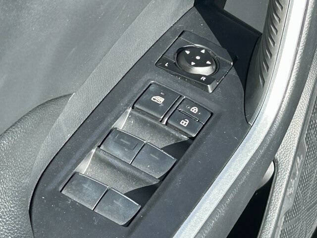 2025 Toyota RAV4 Hybrid XLE Premium