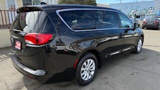 2018 Chrysler Pacifica LX