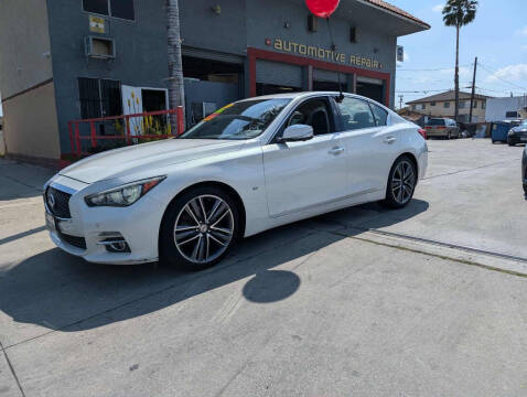 2014 Infiniti Q50 Premium