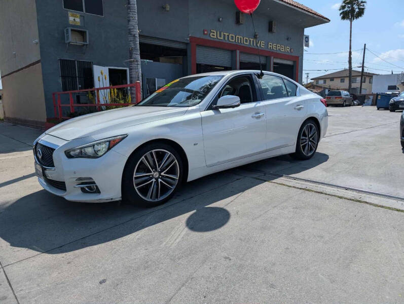 2014 Infiniti Q50 Premium