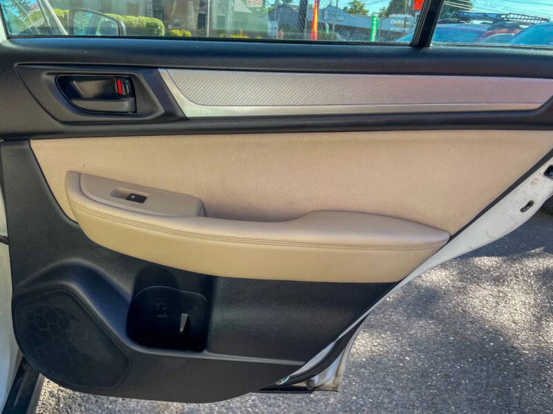 2018 Subaru Outback 2.5i
